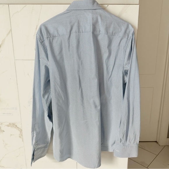 Robert Graham button down - Picture 4 of 5